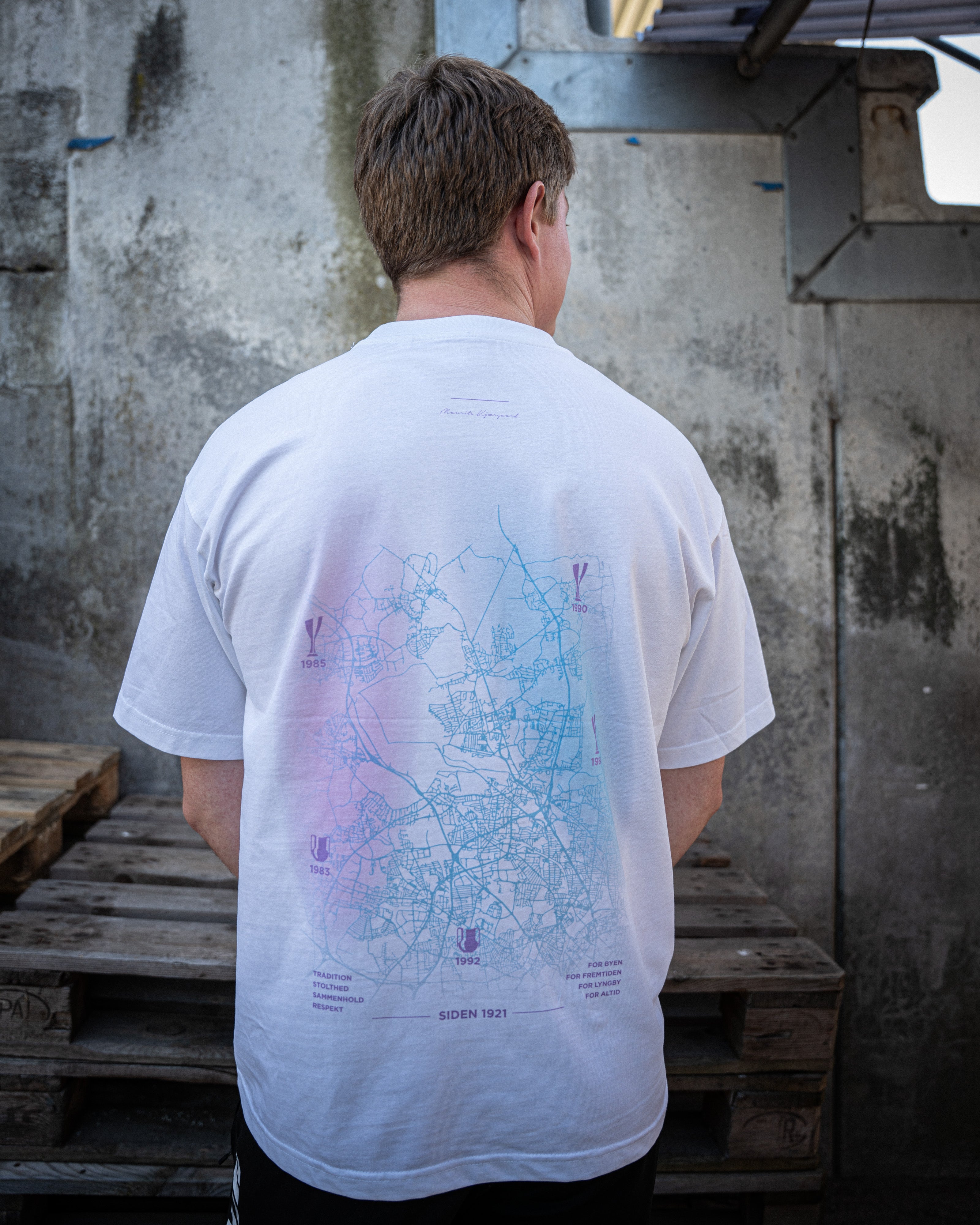 1000 Kamp t-shirt