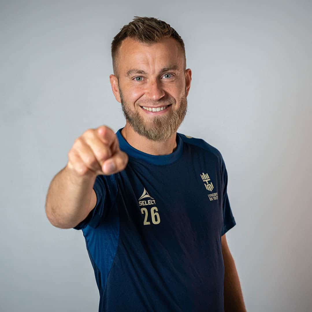 Select elite T-shirt