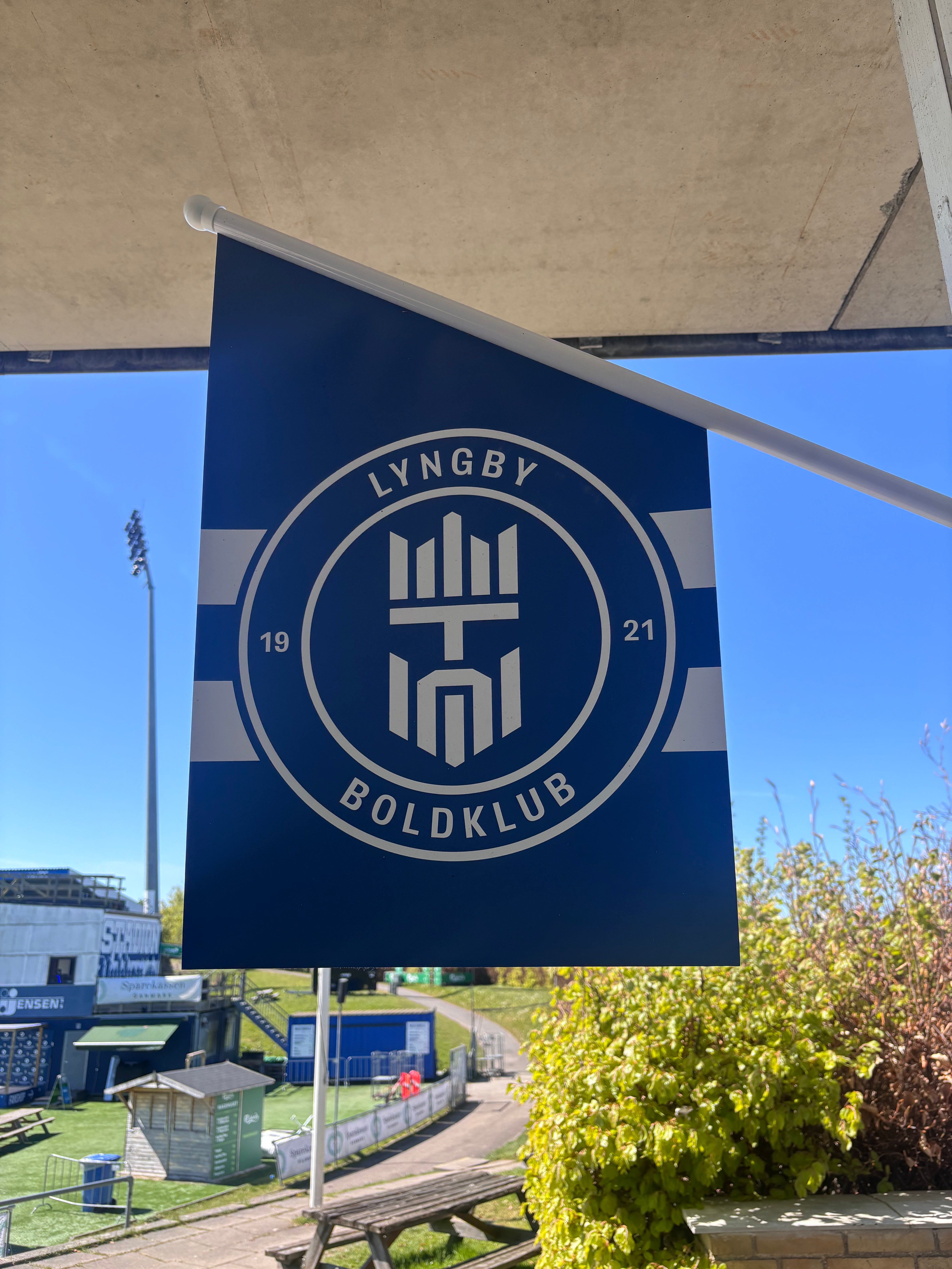 Kiosk flag