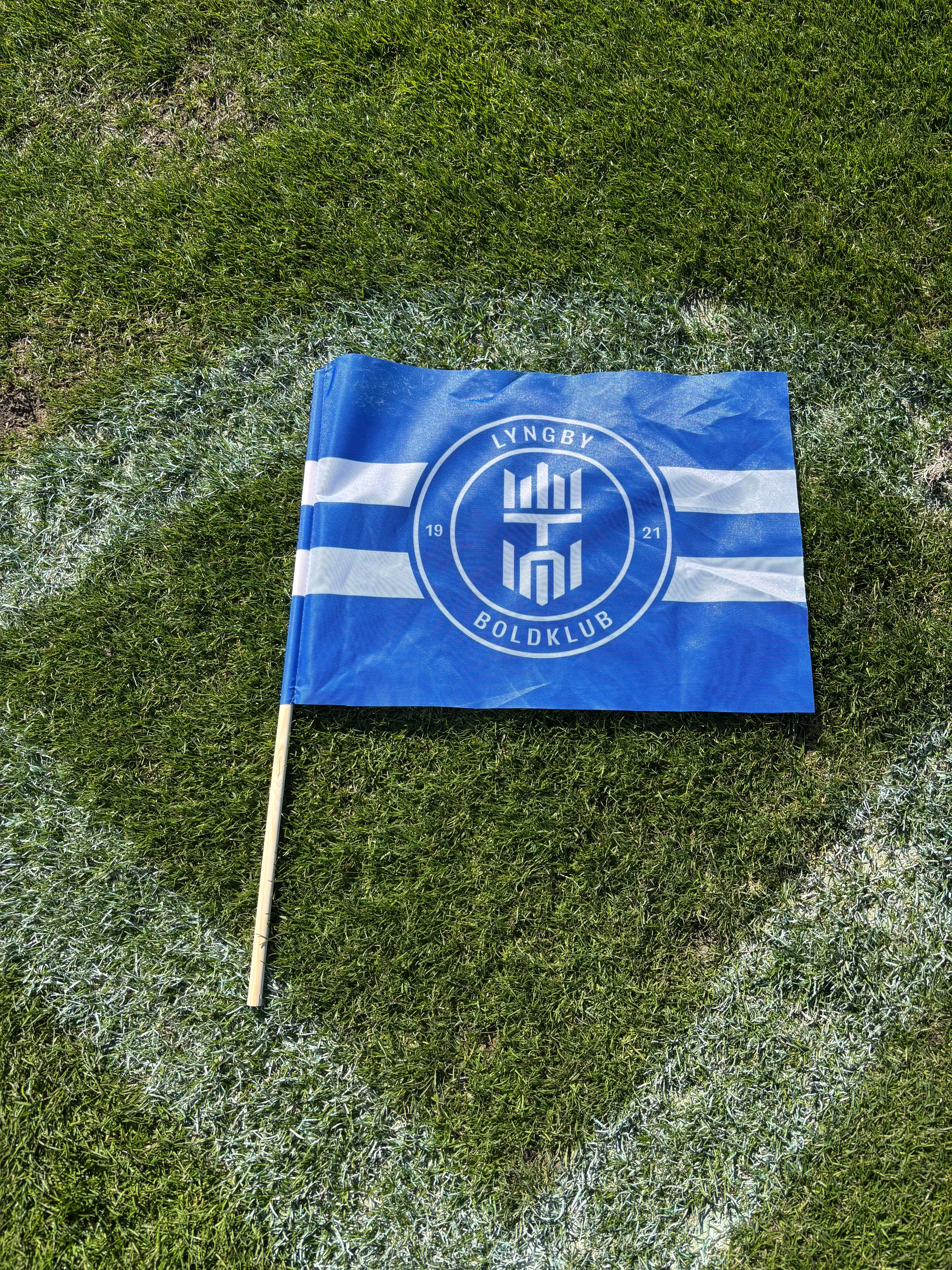 Når Lyngby står sammen flag